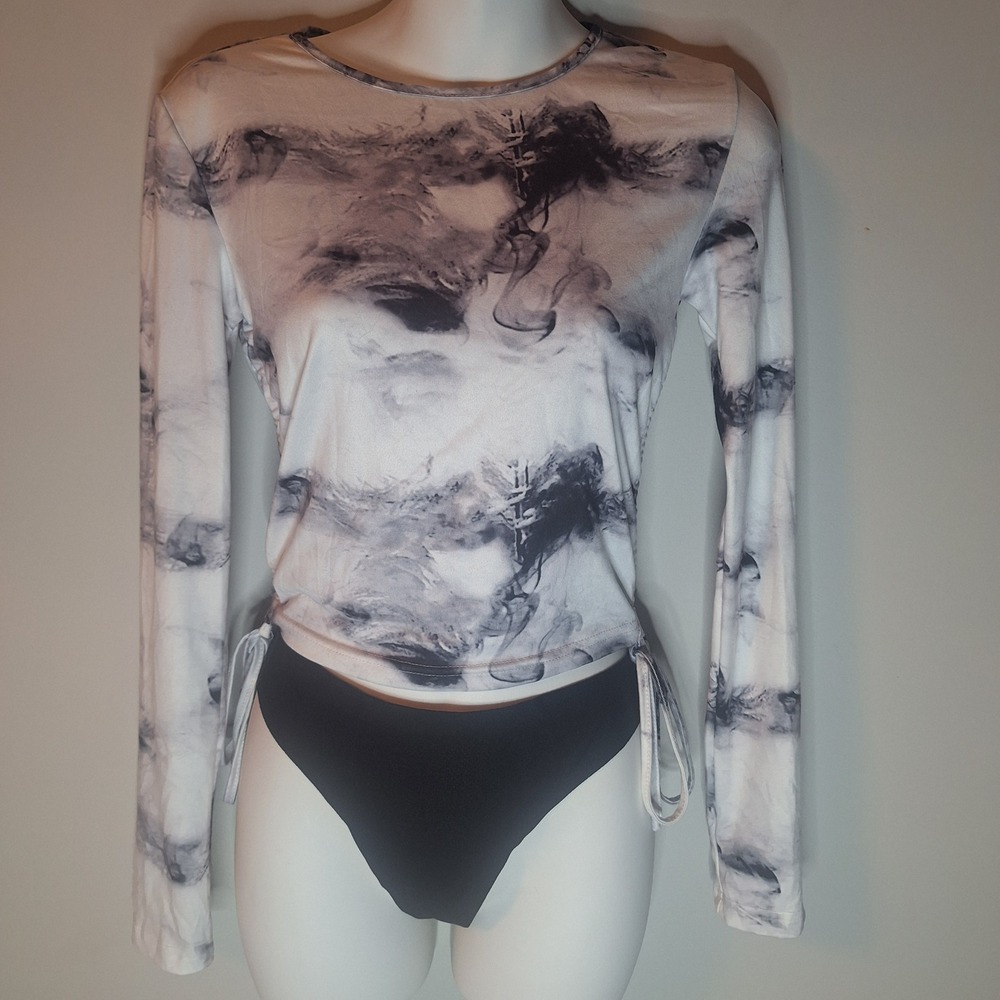 SHEIN Black and White Smoke Print Long Sleeve Ruched Side Crop Top Size Small